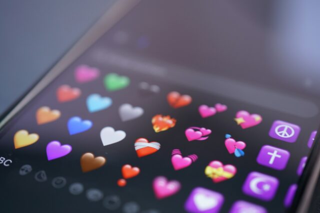 keyboard with heart emojis